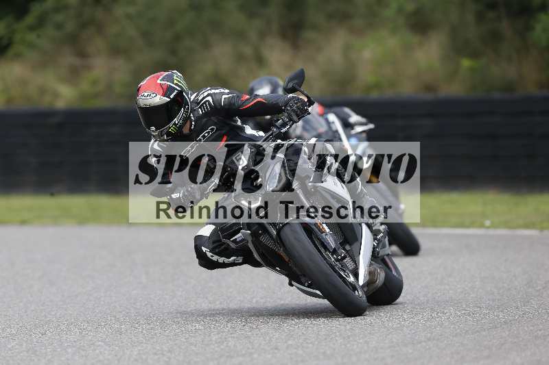 /40 05.08.2025 FREERIDE Training ADR/Gruppe M/5-1